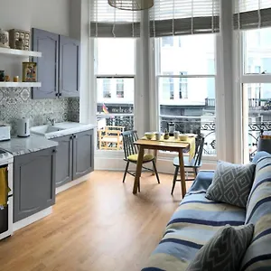 Apartment Striking Seaside One Bed Balcony Flat In